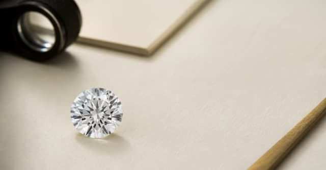 How Much Does a 2 Carat Diamond Cost in 2026?